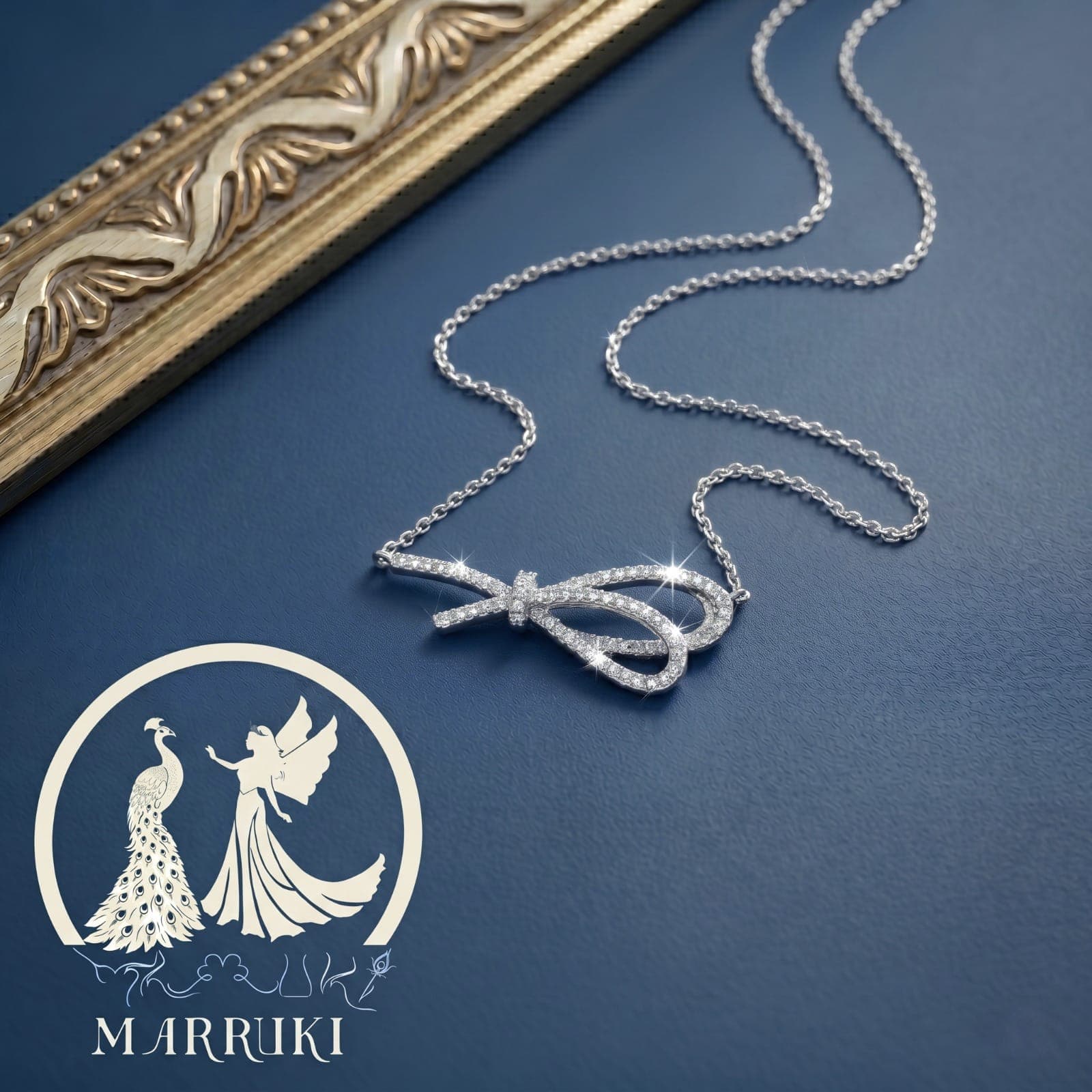 Stylish Pendant With Chain